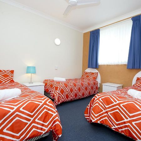Tuncurry Beach Motel Экстерьер фото