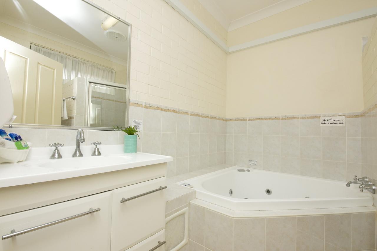 Tuncurry Beach Motel Экстерьер фото